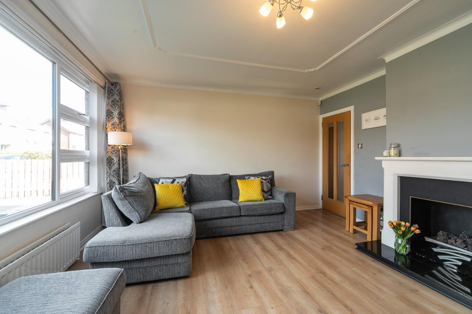 122 Glenholm Park 6 of 14