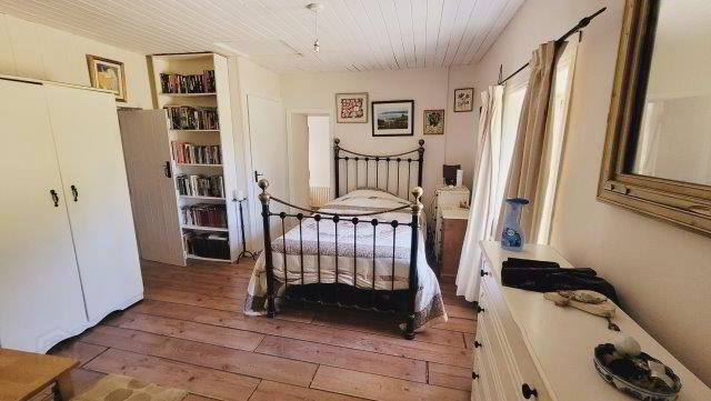 Faerie Nuff Cottage" 23 of 40
