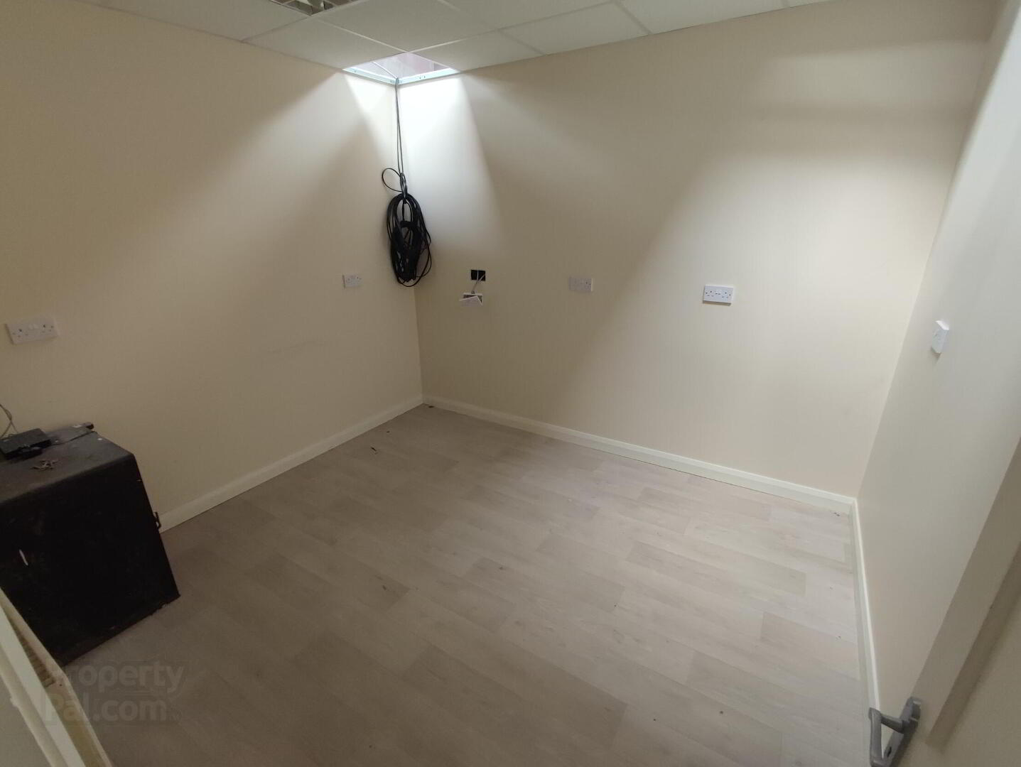 First Floor 8 of 10