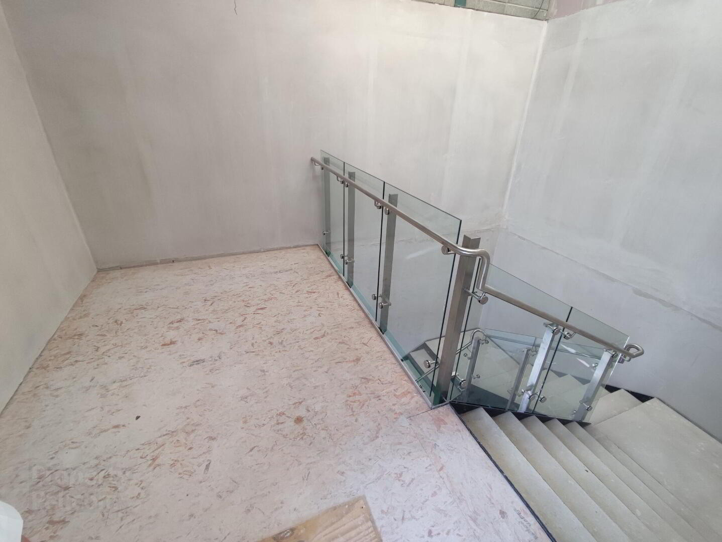 First Floor 3 of 10