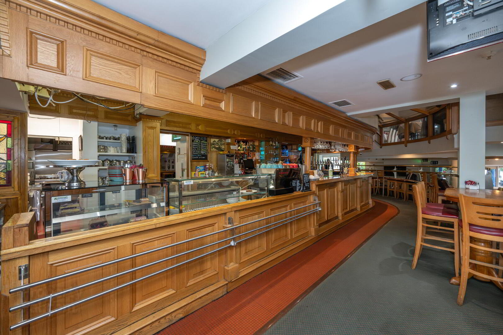 The Hawthorn Bar, Hartlands Avenue 3 of 11