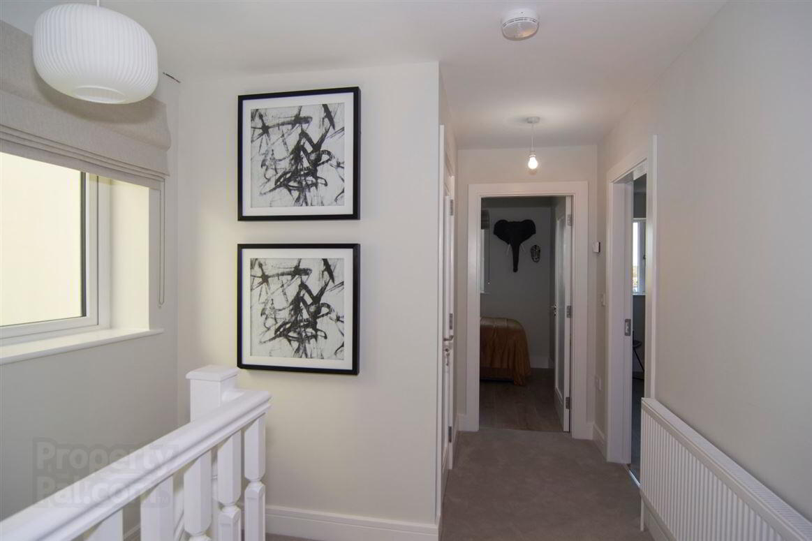 46 Fairways Gardens 8 of 15