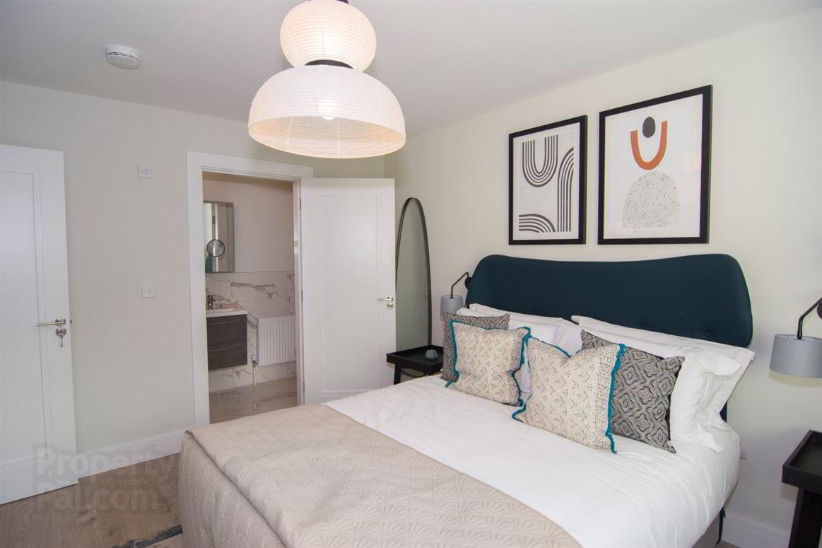 46 Fairways Gardens 13 of 15
