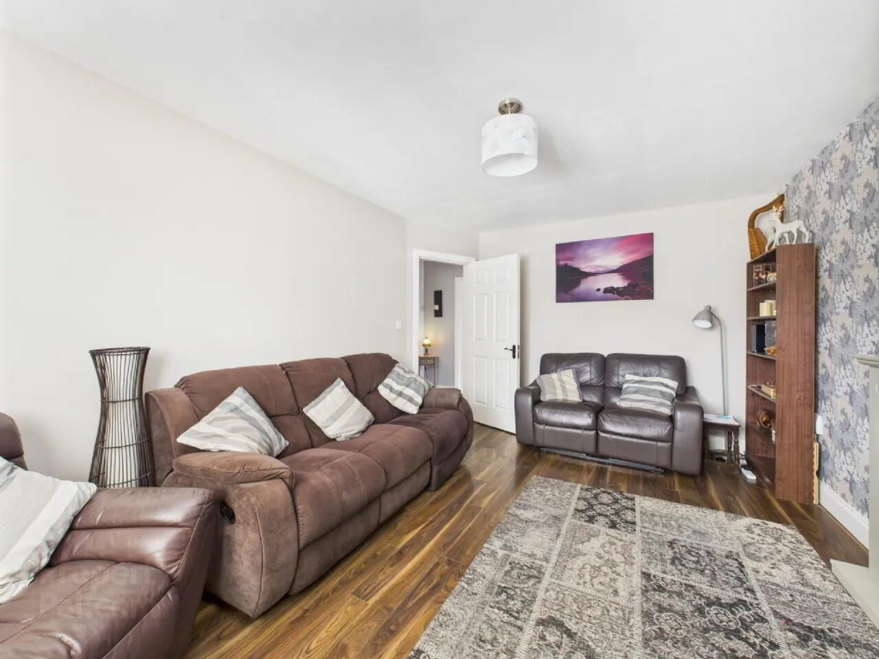 15 Ozanam Street 12 of 18