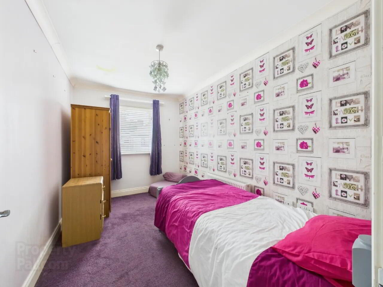 15 Ozanam Street 13 of 18
