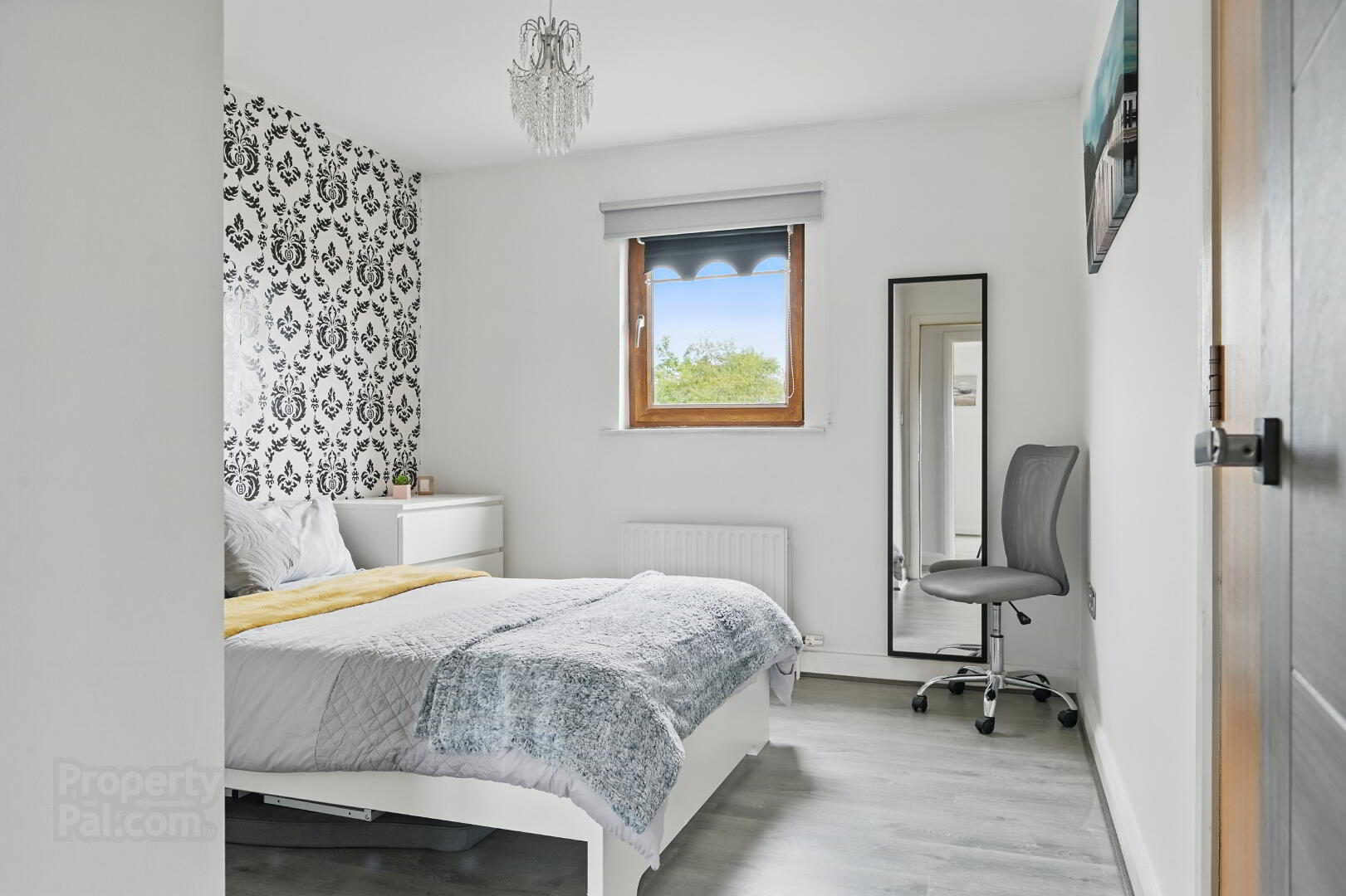 2f Heath Lodge Ave 13 of 19