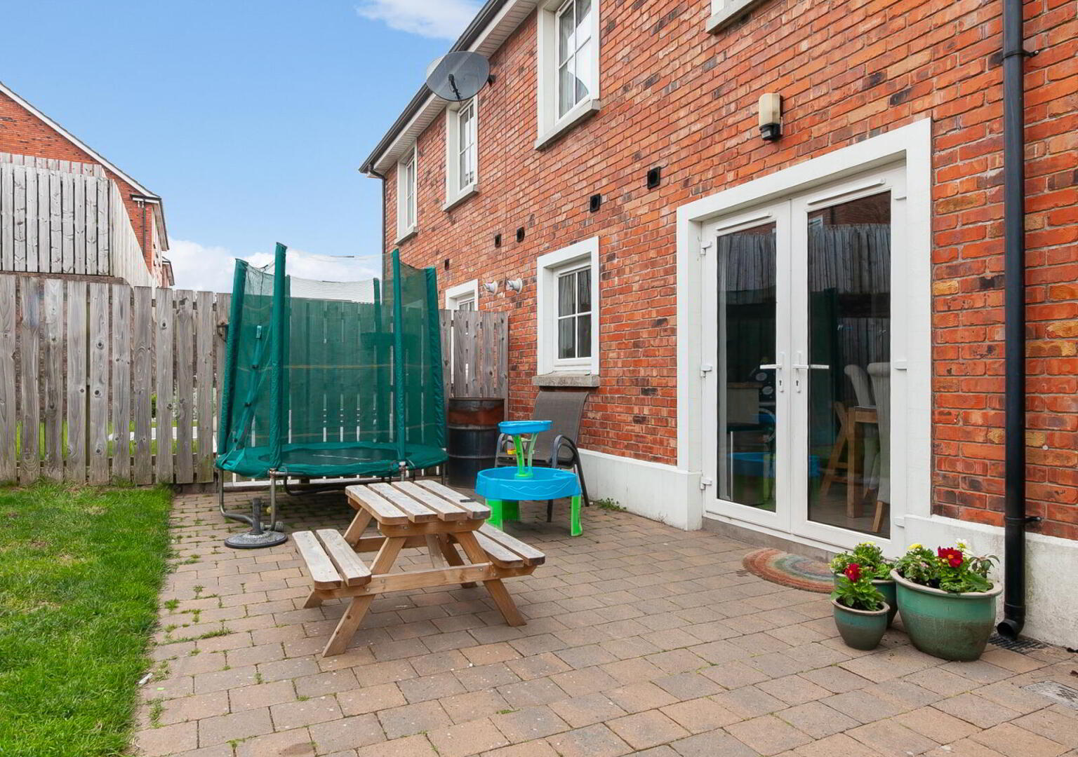6 Foxton Crescent 26 of 28