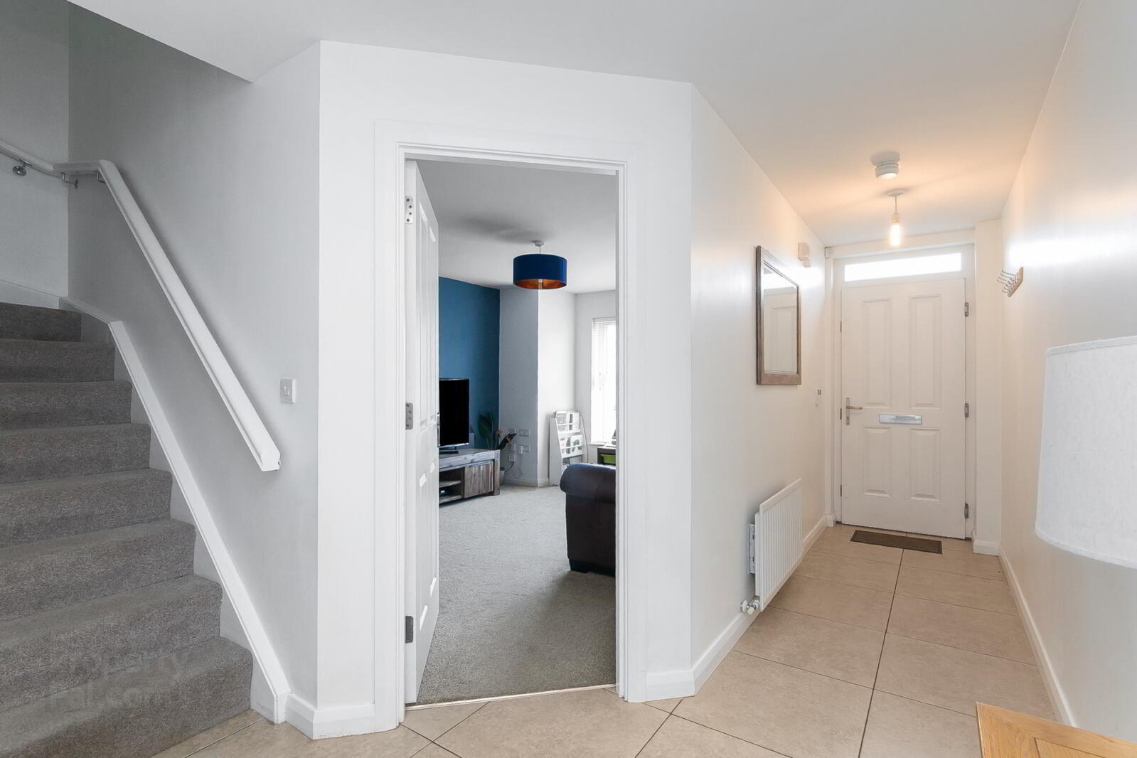6 Foxton Crescent 4 of 28