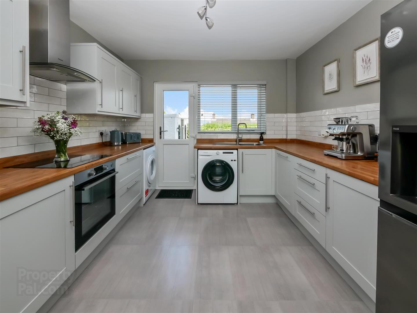16 Castledillon Road 3 of 19