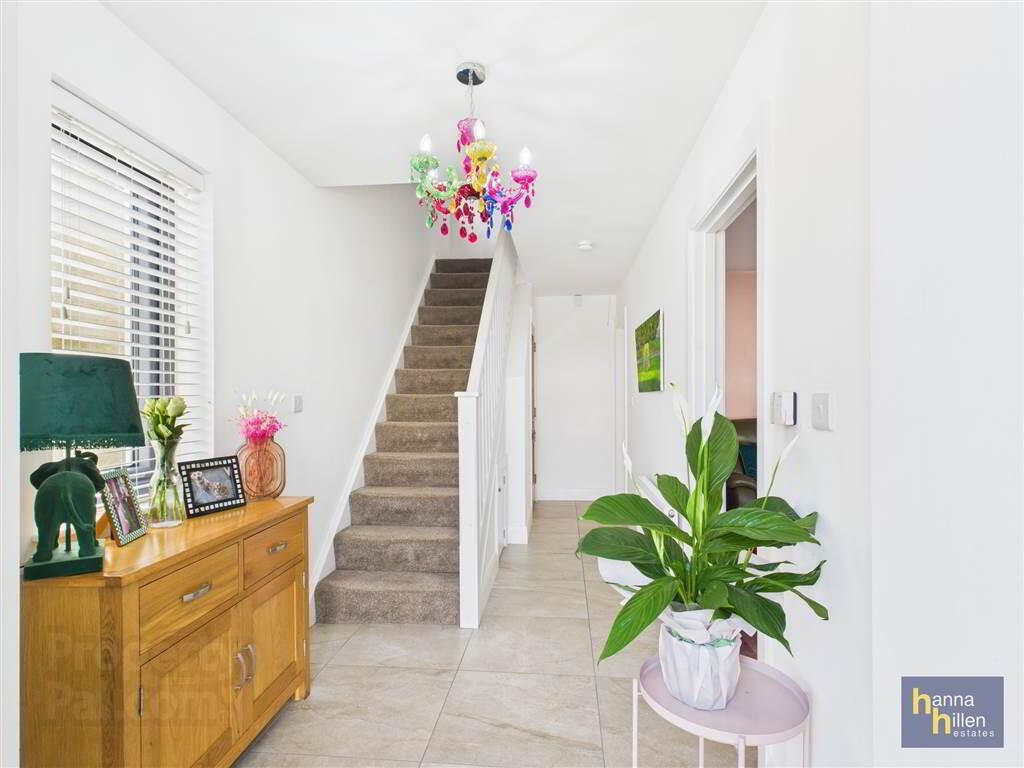 17 Dargan Close 2 of 20