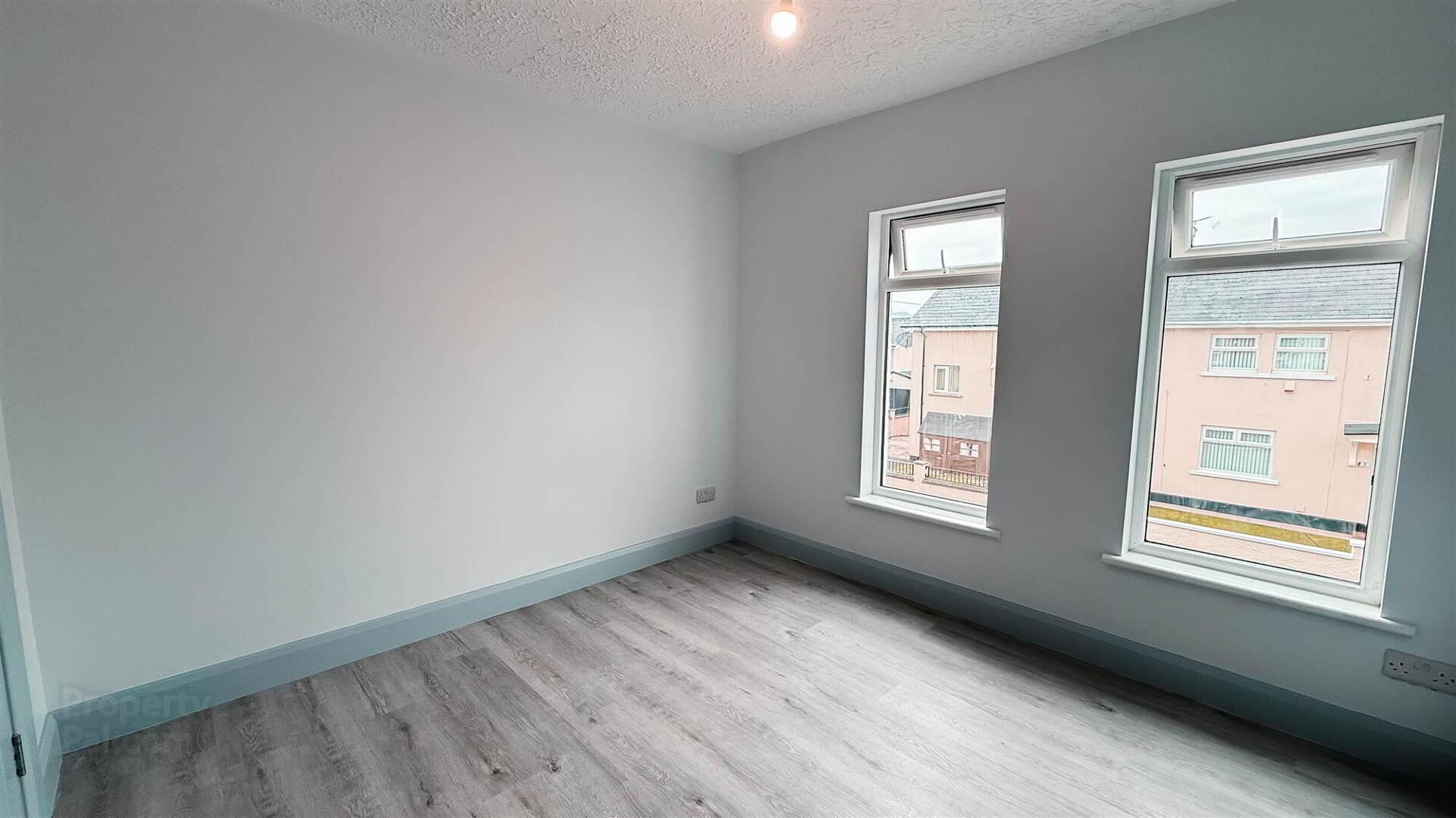 6 Ardenvohr Street 16 of 22