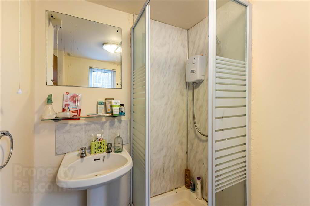 21 Dunluce Avenue 8 of 22