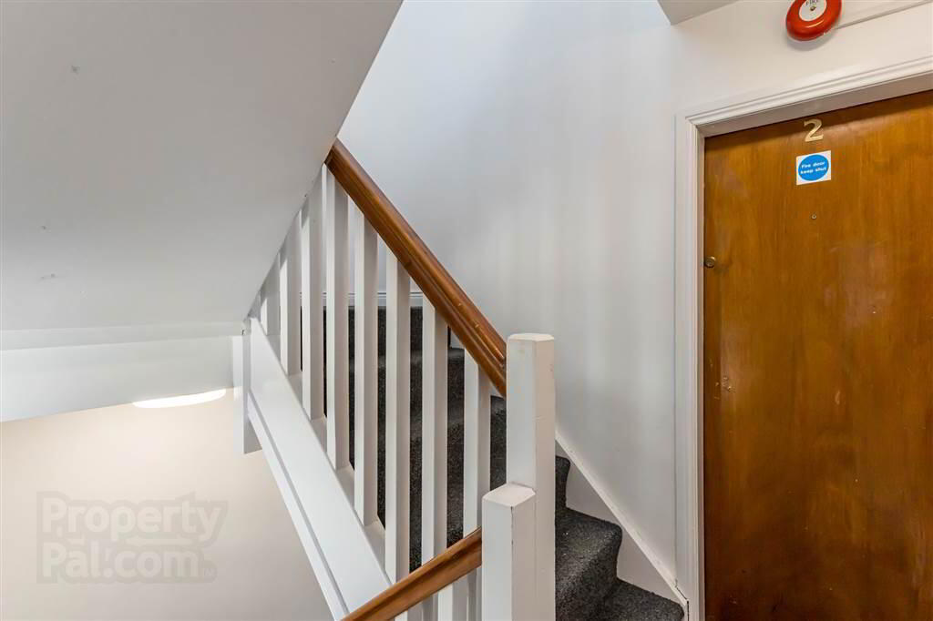 21 Dunluce Avenue 9 of 22