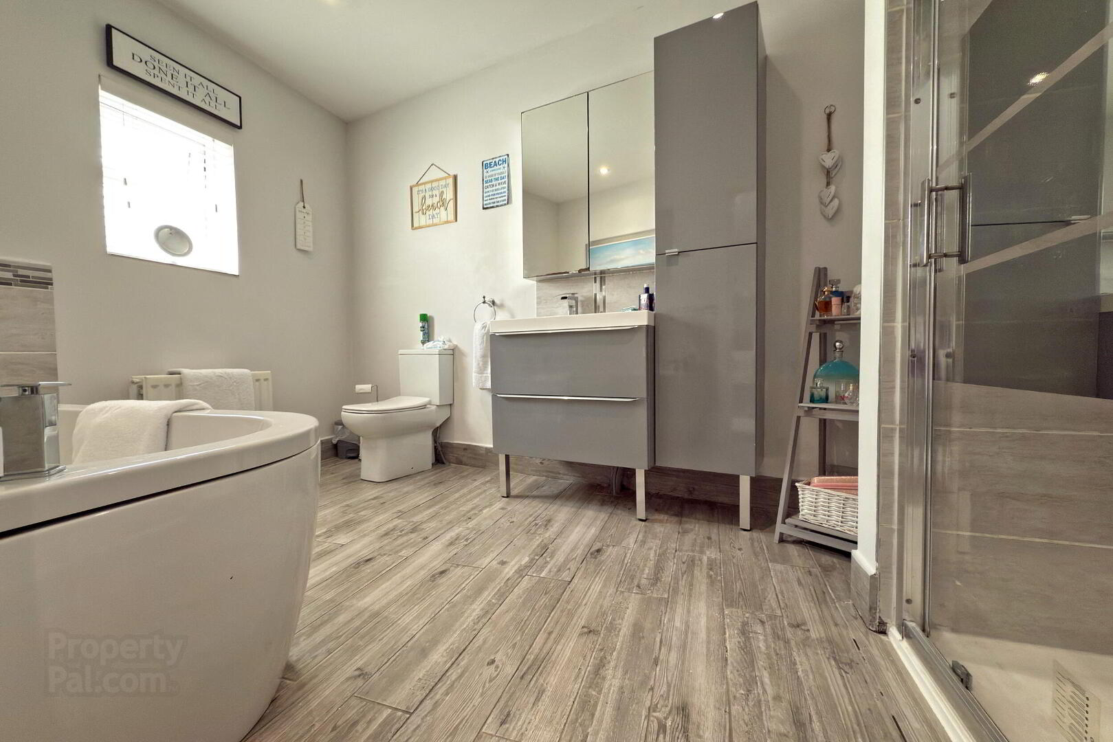 50 Eglinton Street 10 of 29
