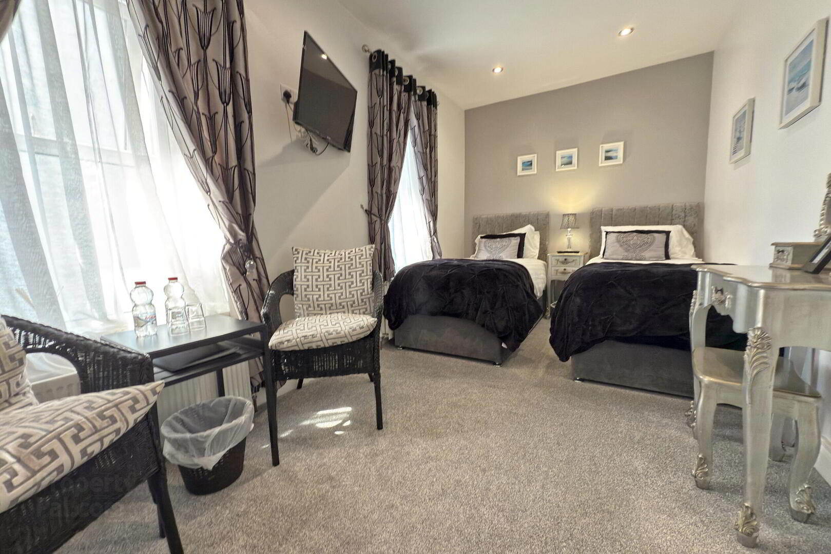 50 Eglinton Street 14 of 29
