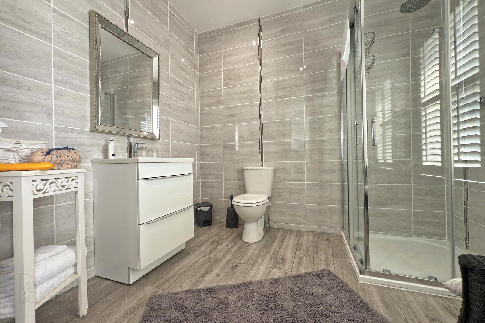50 Eglinton Street 13 of 29