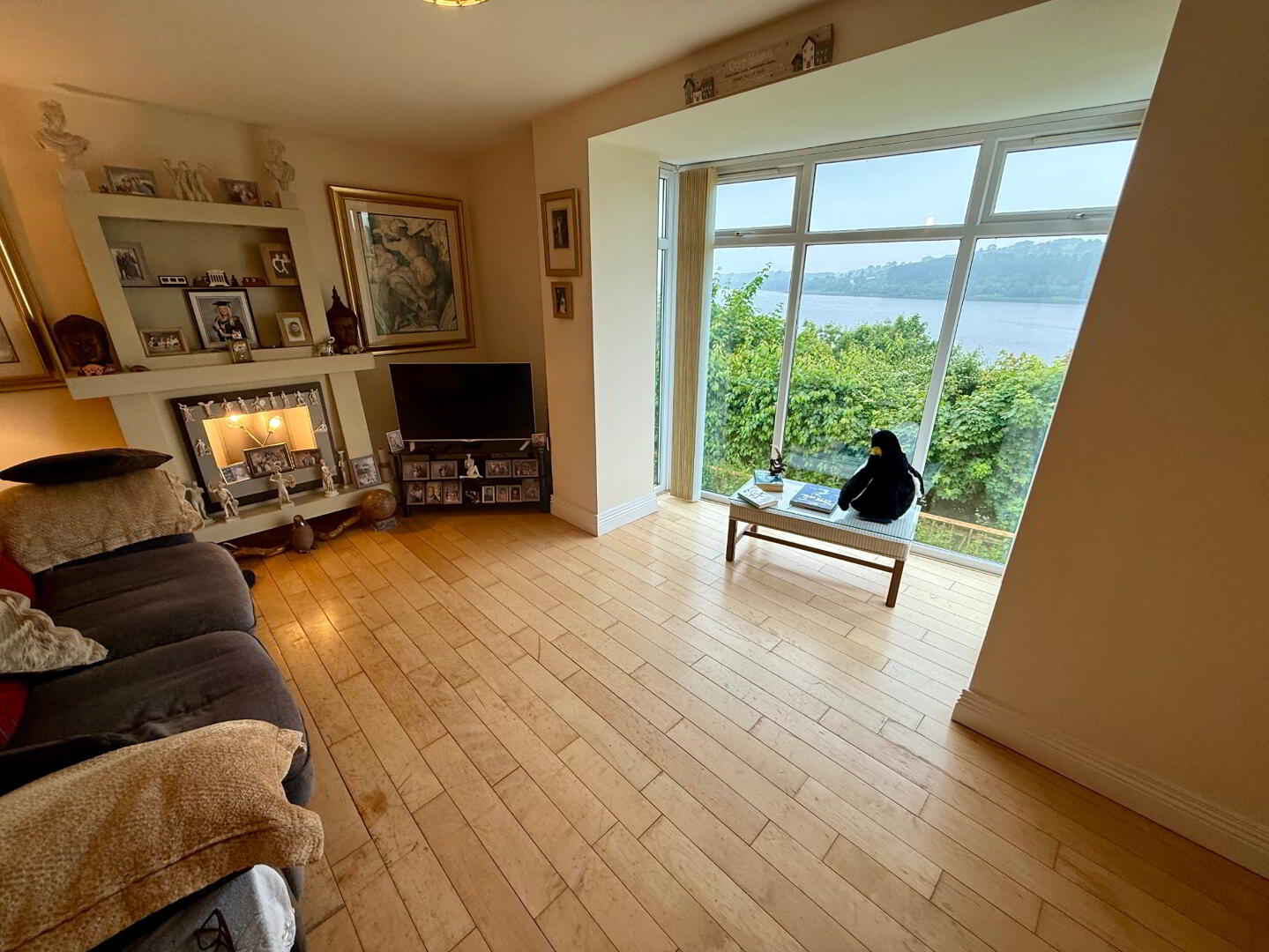 8 Dunhugh Manor 3 of 19
