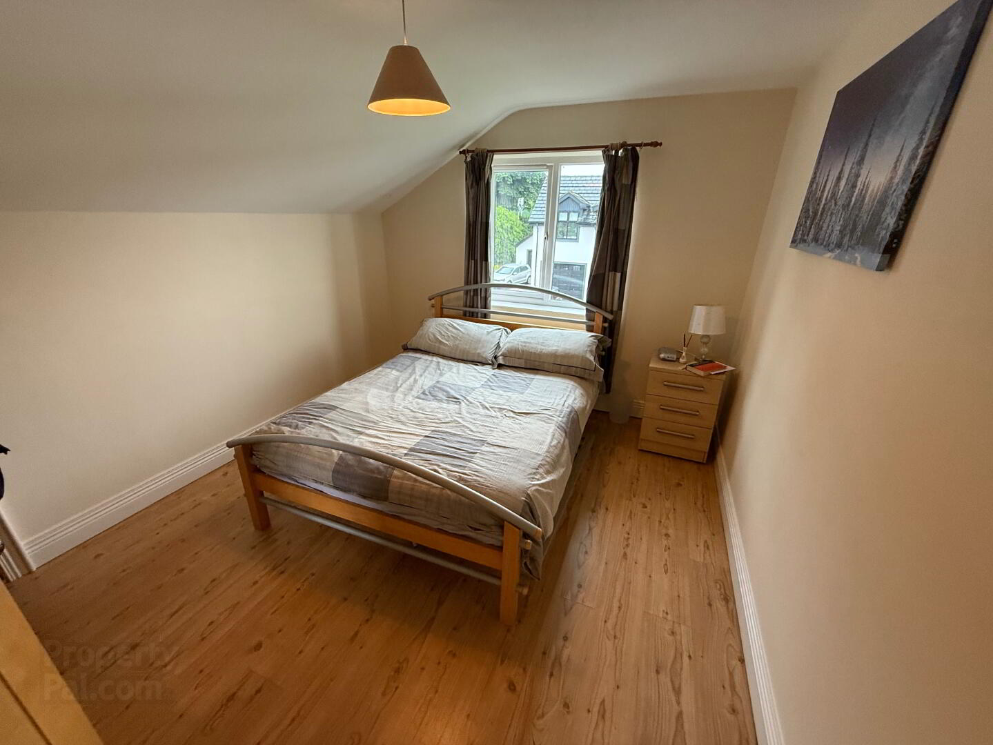 8 Dunhugh Manor 9 of 19