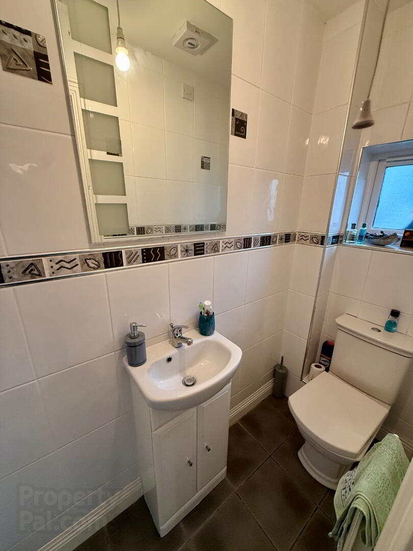 8 Dunhugh Manor 10 of 19