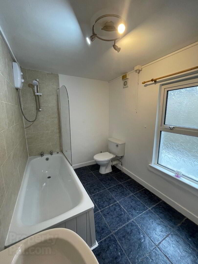 23 Ravenscroft Street 8 of 13
