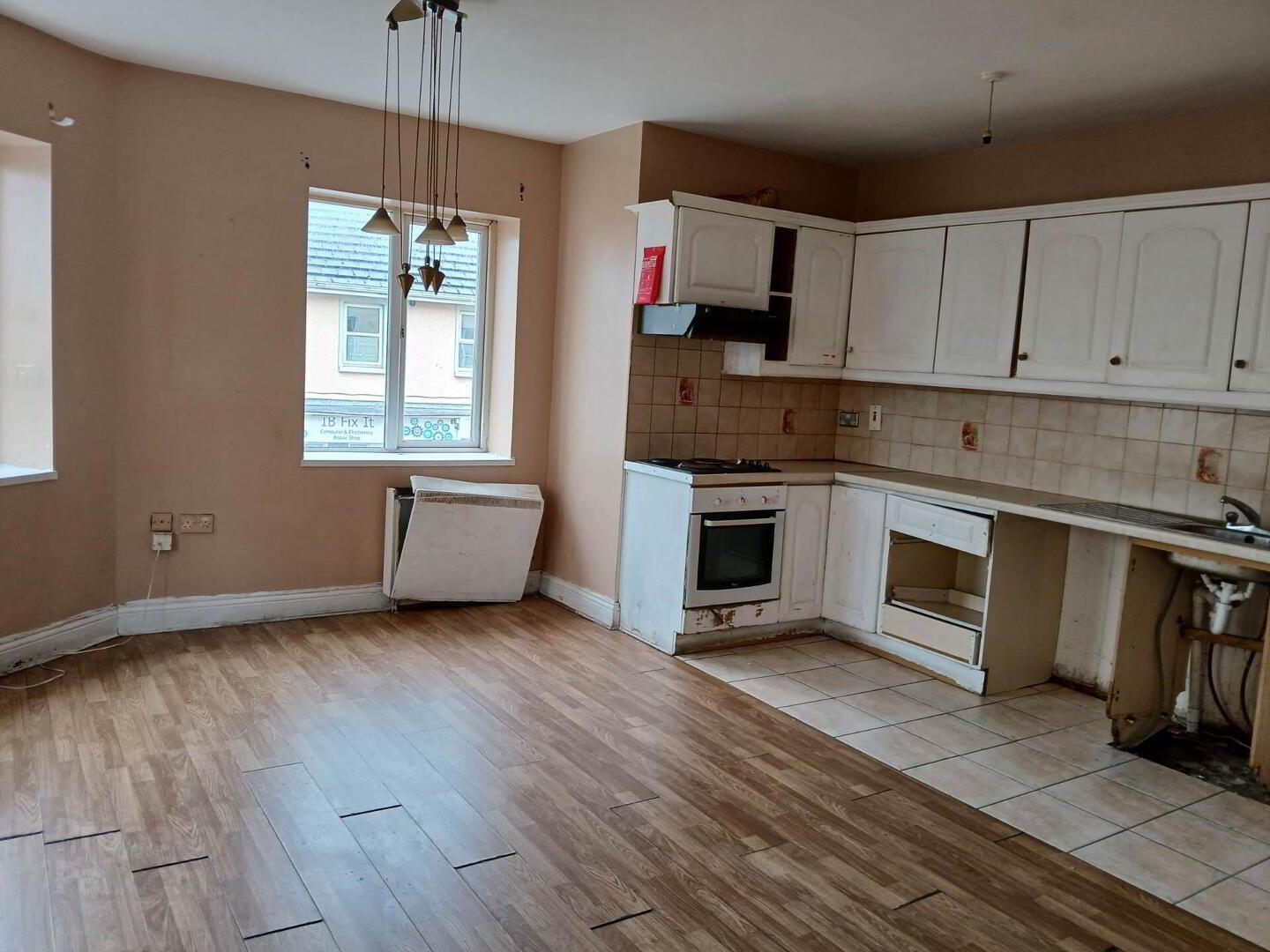 property description image
