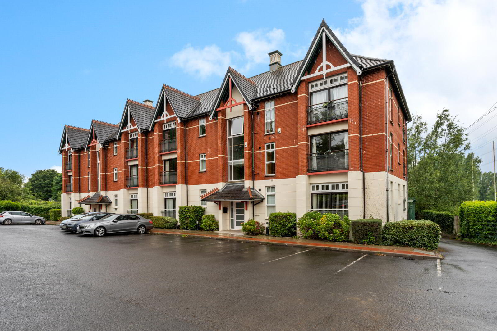 Flat 6 The Parks, 3 Belfast Road 1 of 7