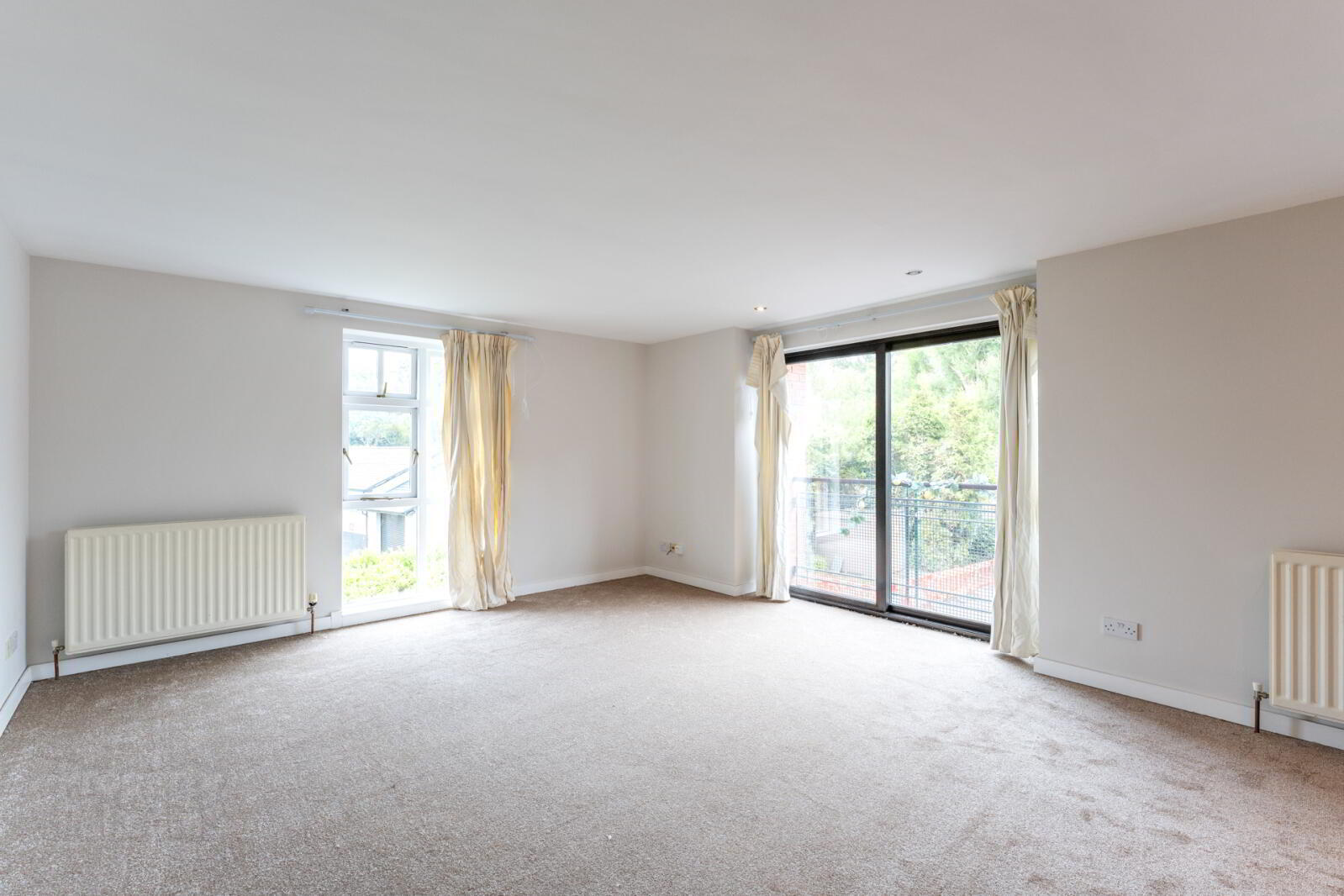 Flat 6 The Parks, 3 Belfast Road 3 of 7