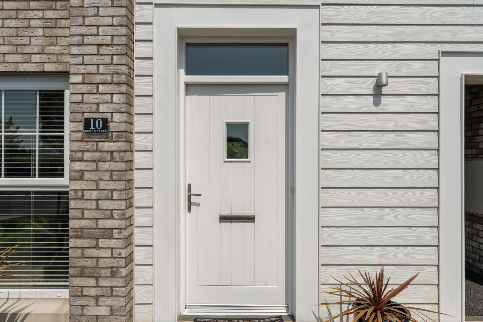 property description image