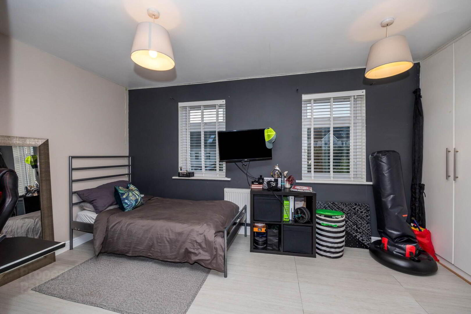 10 Melville Close 12 of 31