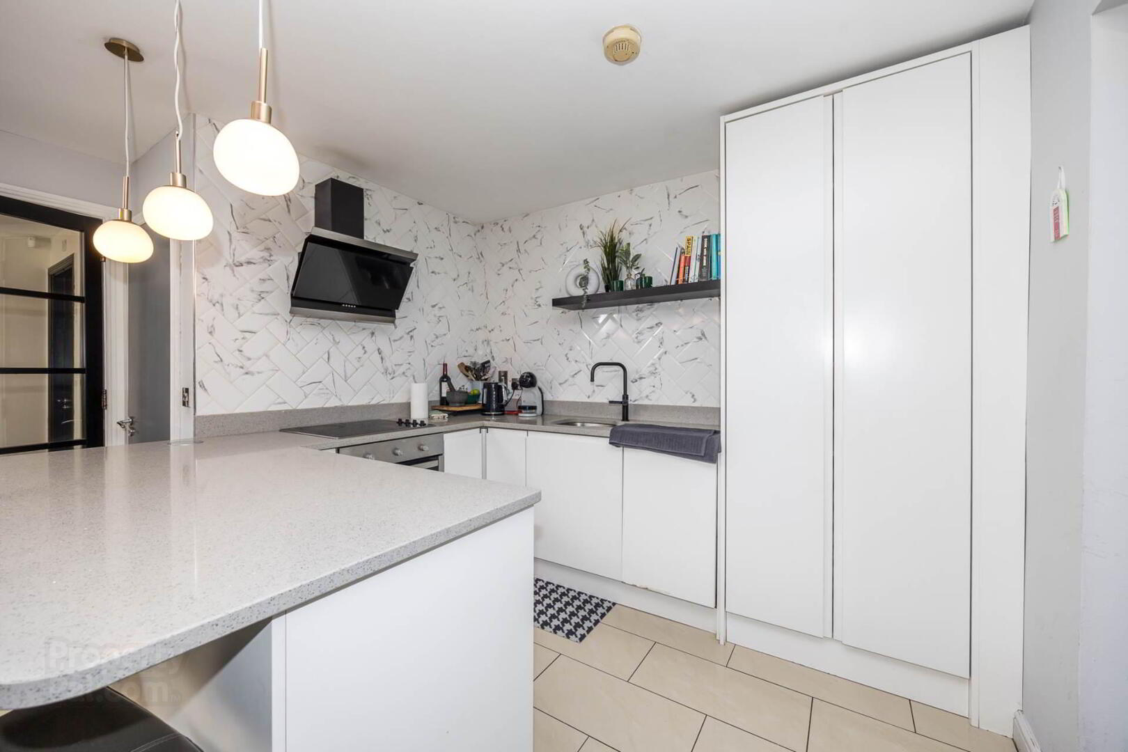 10 Melville Close 11 of 31