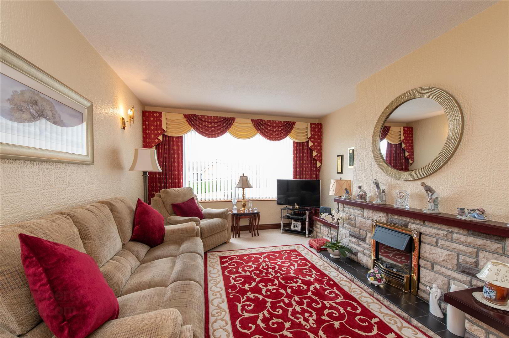 16 Knockchree Road 3 of 28