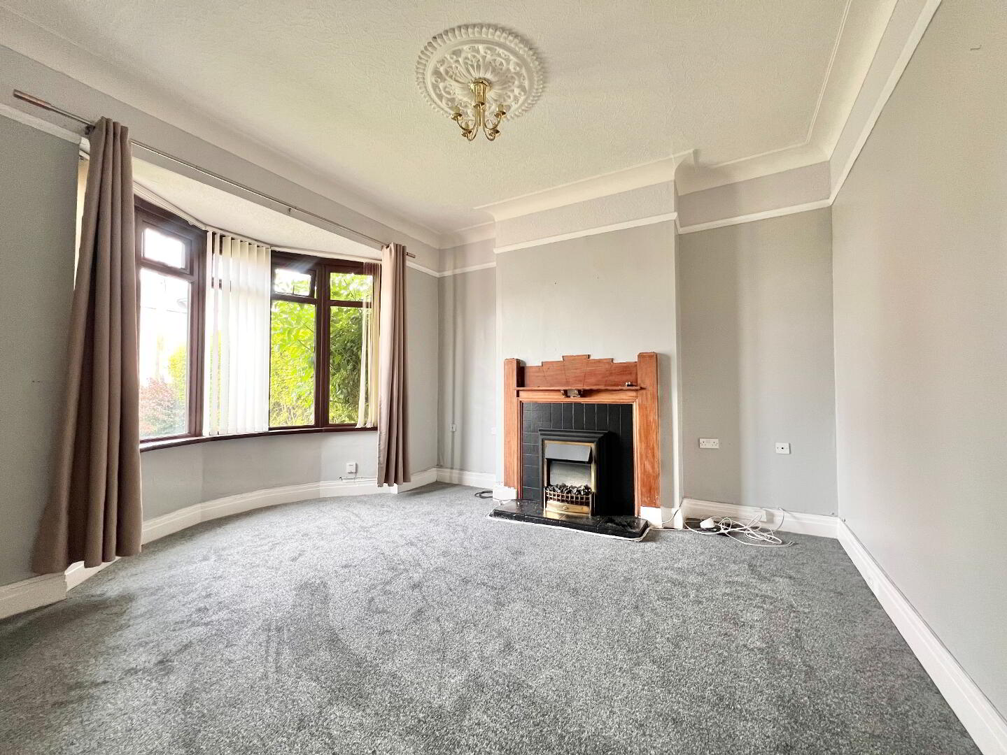 property description image