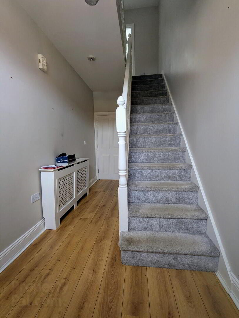 16 Millrace Mews 4 of 7