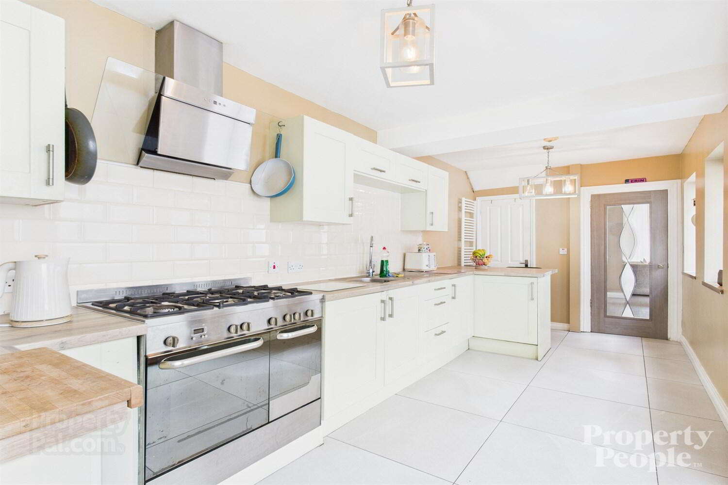 28 Ponsonby Avenue 7 of 20