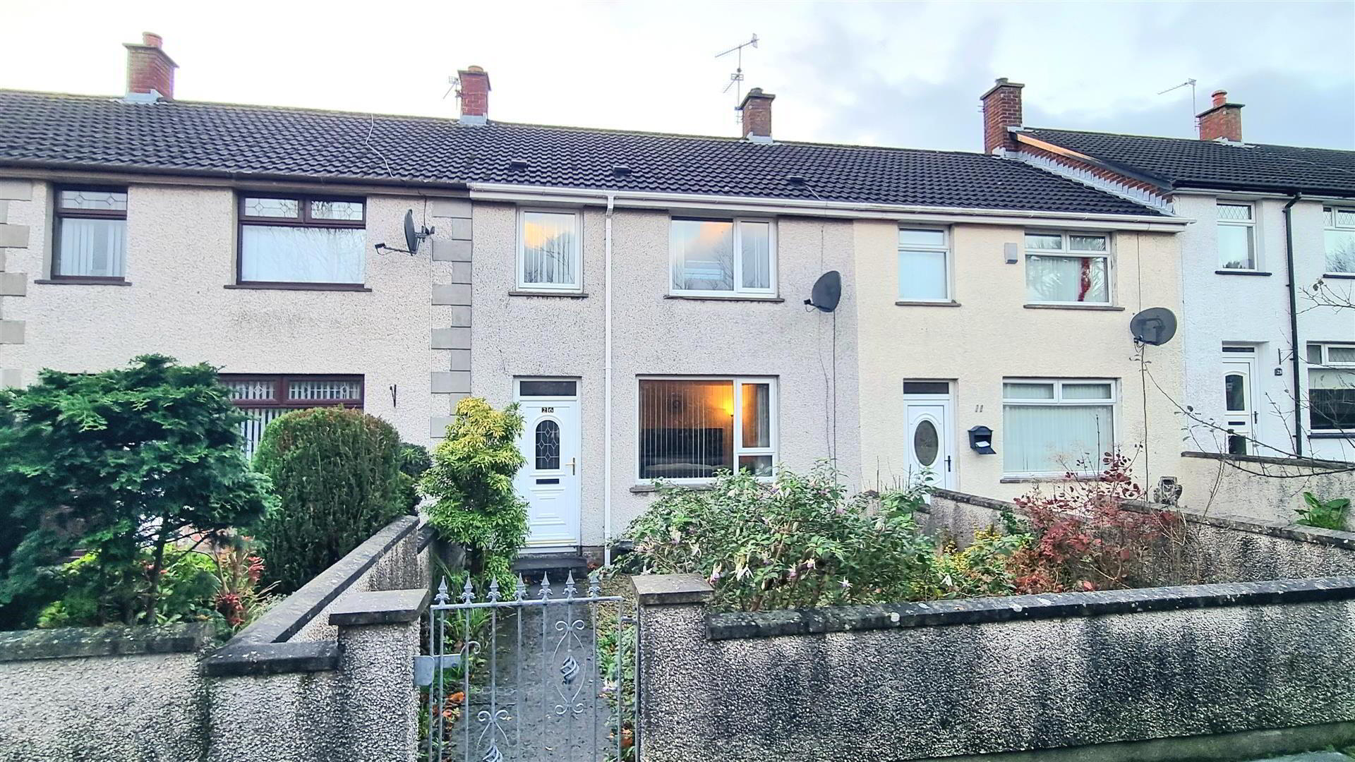 26 Whinfield Walk 1 of 11