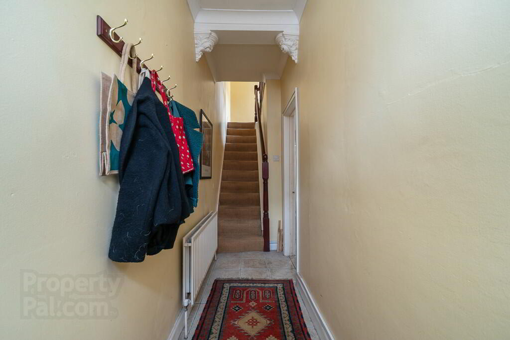 21 Ravenscroft Street 3 of 21