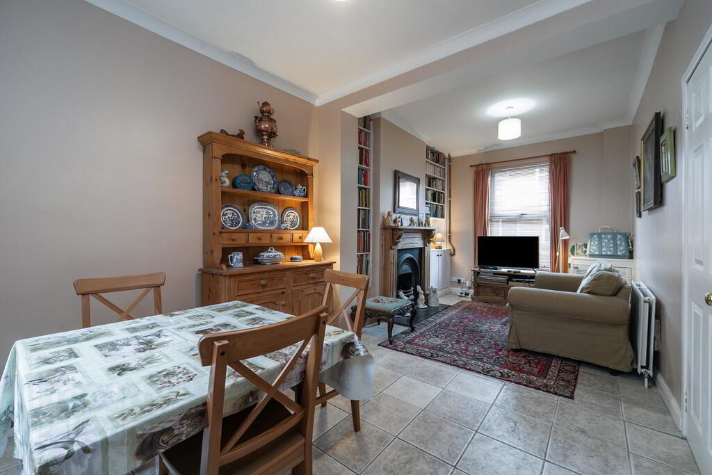 21 Ravenscroft Street 9 of 21