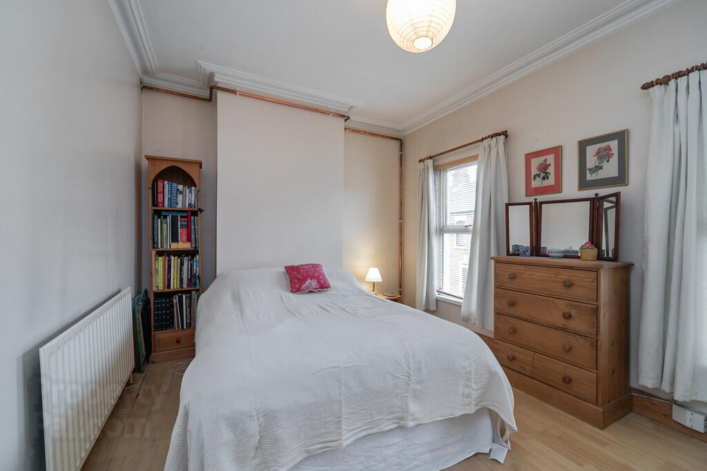 21 Ravenscroft Street 17 of 21