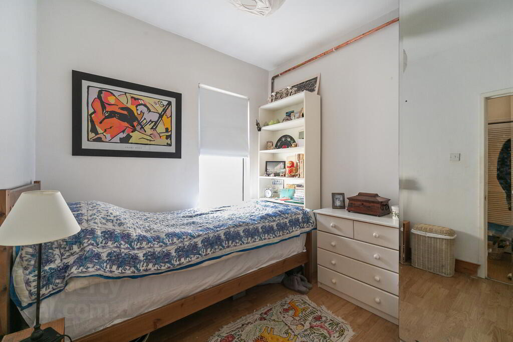21 Ravenscroft Street 19 of 21