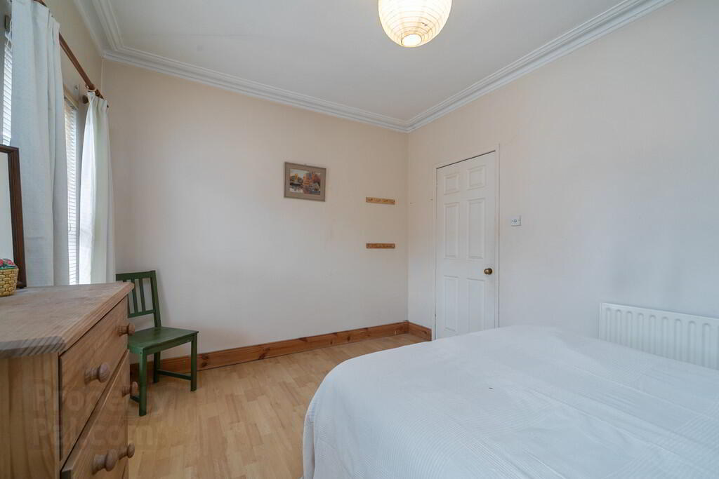 21 Ravenscroft Street 18 of 21