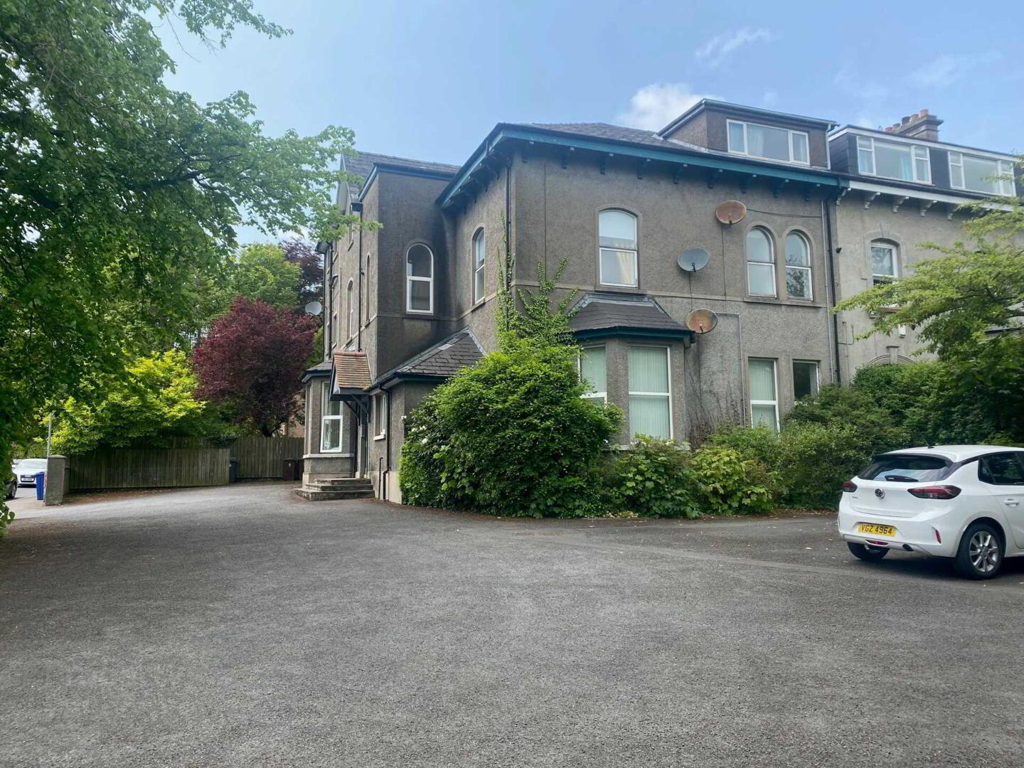 Apt 4 49, Knock Road 1 of 7