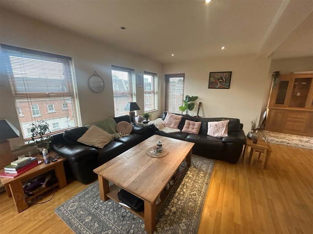 Apt39 Ashley Courtyard, 1a Fane Street 6 of 11