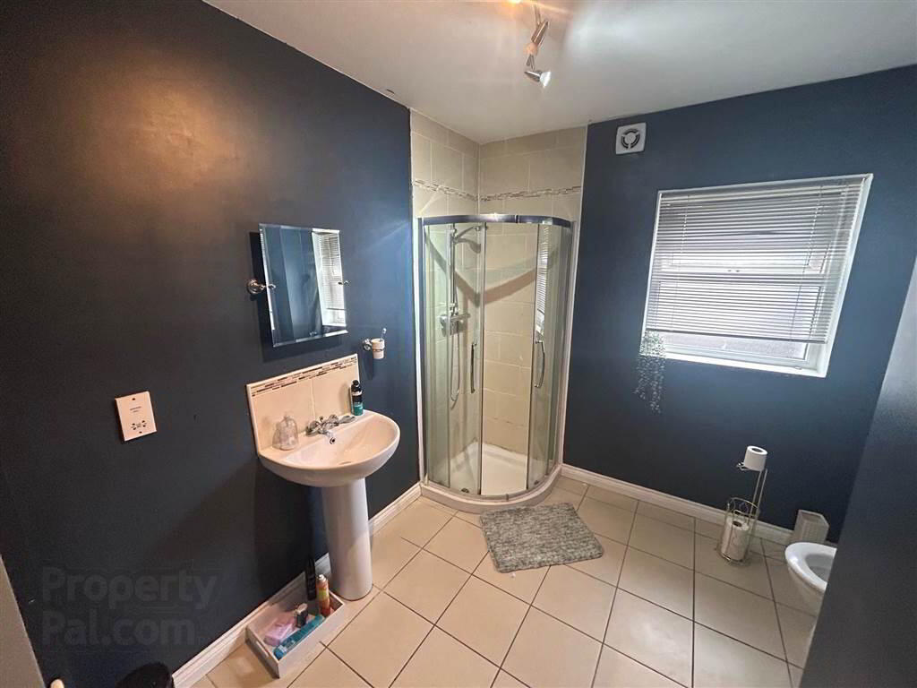 Apt39 Ashley Courtyard, 1a Fane Street 9 of 11