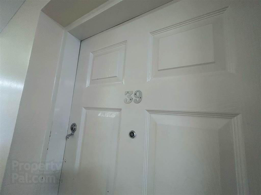 Apt39 Ashley Courtyard, 1a Fane Street 3 of 11