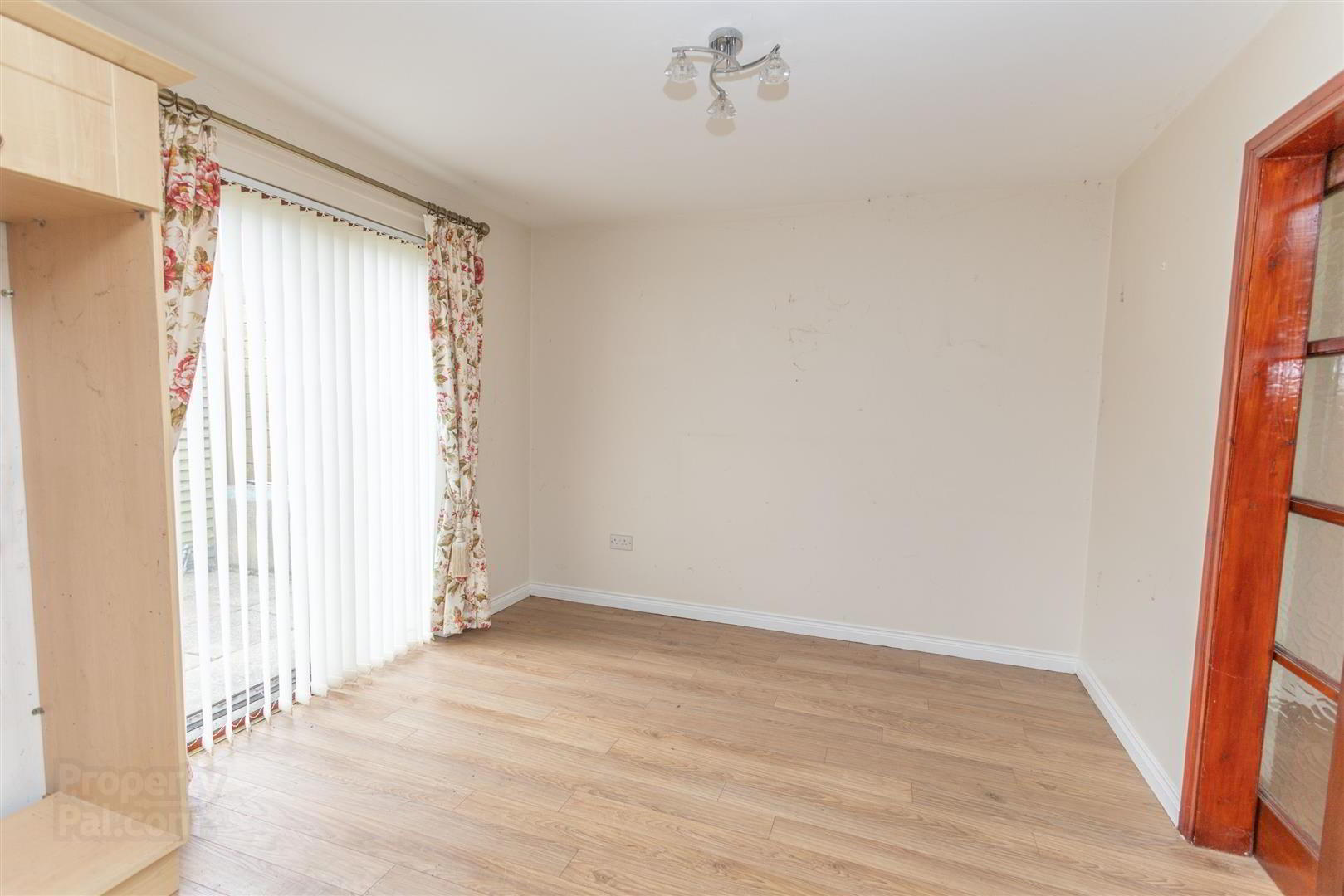 8 Jemesons Court 11 of 24