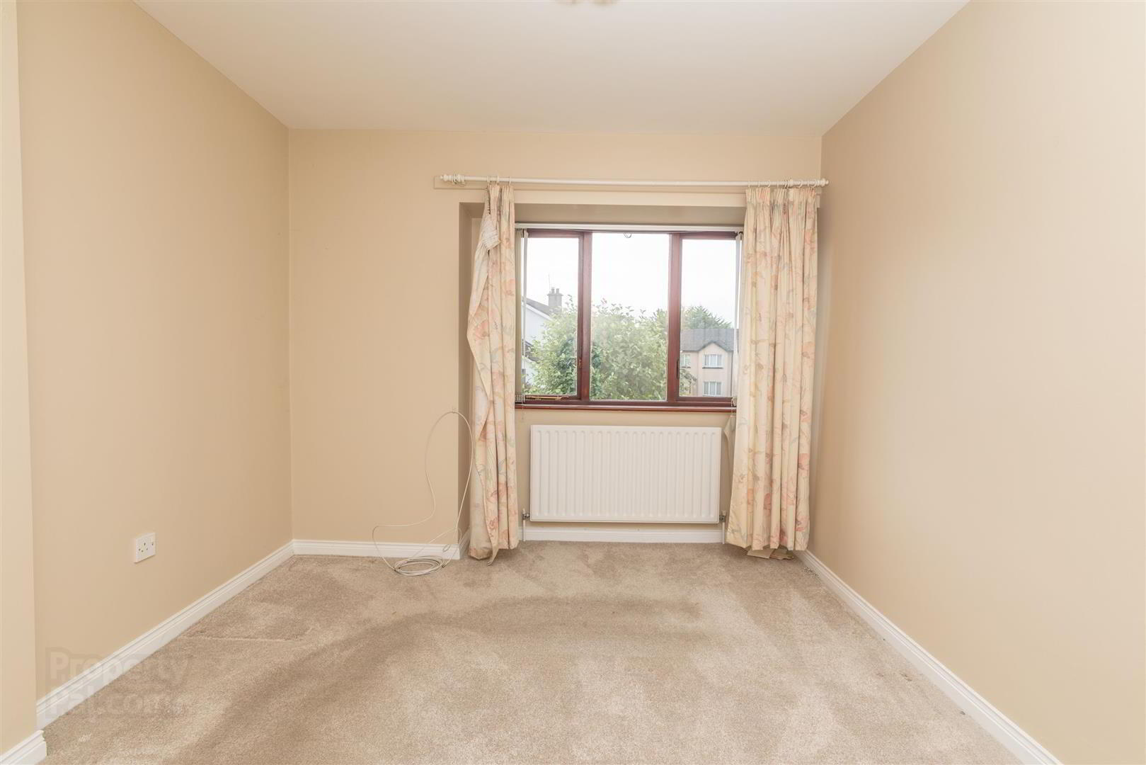 8 Jemesons Court 17 of 24