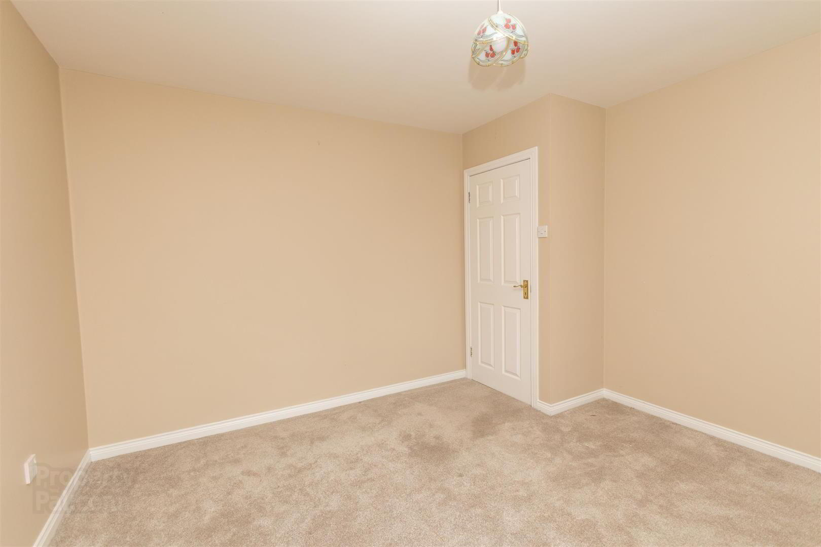 8 Jemesons Court 20 of 24