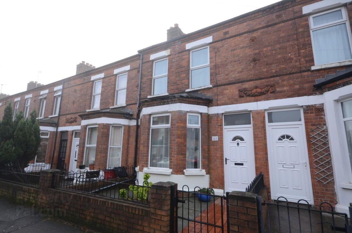 41 Ravenhill Avenue 1 of 13