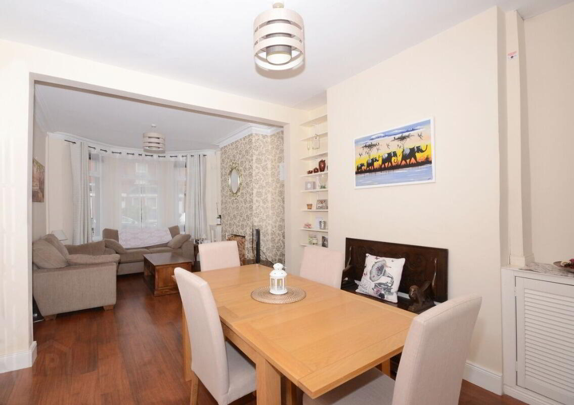 41 Ravenhill Avenue 4 of 13