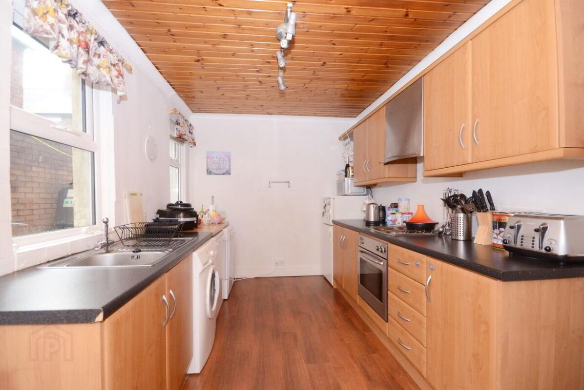 41 Ravenhill Avenue 6 of 13